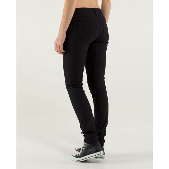 Womens Lululemon Bust A Move Pant - Picture 2 of 8